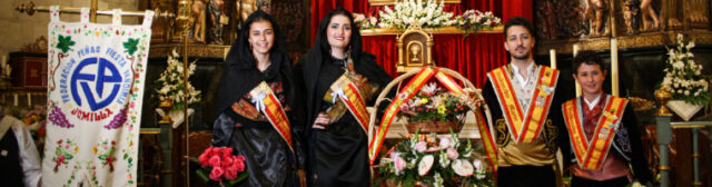 Participación en la Ofrenda de Flores al Cristo de la Columna